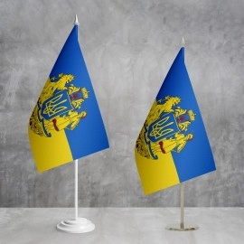 Прапорець України з Великим гербом України